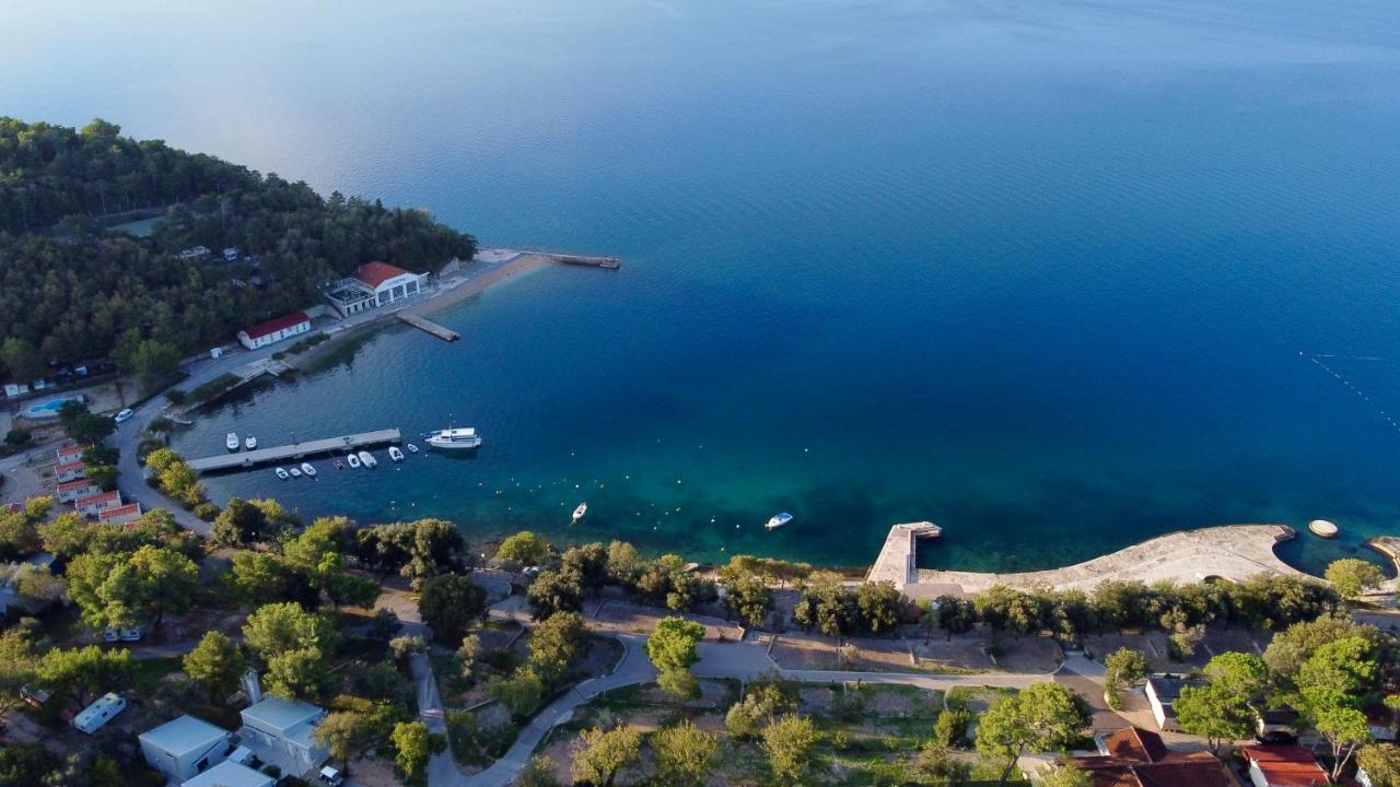 Sea House Pool & Jacuzzi, Bikes, Sup - Privilege Point Camping & Villas Селце Экстерьер фото